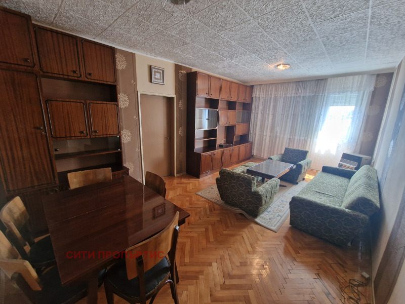 Продава МНОГОСТАЕН в град Благоевград, Идеален център - 82 кв.м / 110 000 € » 215 141.30 лв., СИТИ ПРОПЪРТИС
