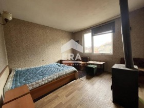 3 Schlafzimmer Zentar, Targowishte 7