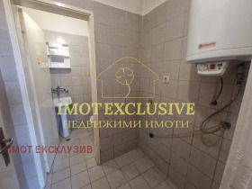 3+ slaapkamer Komatevski vazel, Plovdiv 11