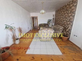 3+ slaapkamer Komatevski vazel, Plovdiv 2
