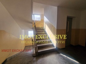 3+ slaapkamer Komatevski vazel, Plovdiv 13