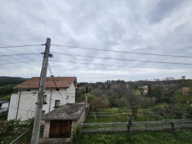Ev Zmeyovo, bölge Stara Zagora 5