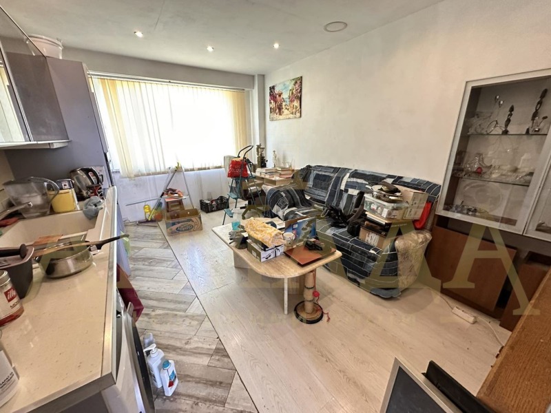 De vânzare  1 dormitor Plovdiv , Gagarin , 60 mp | 88651464