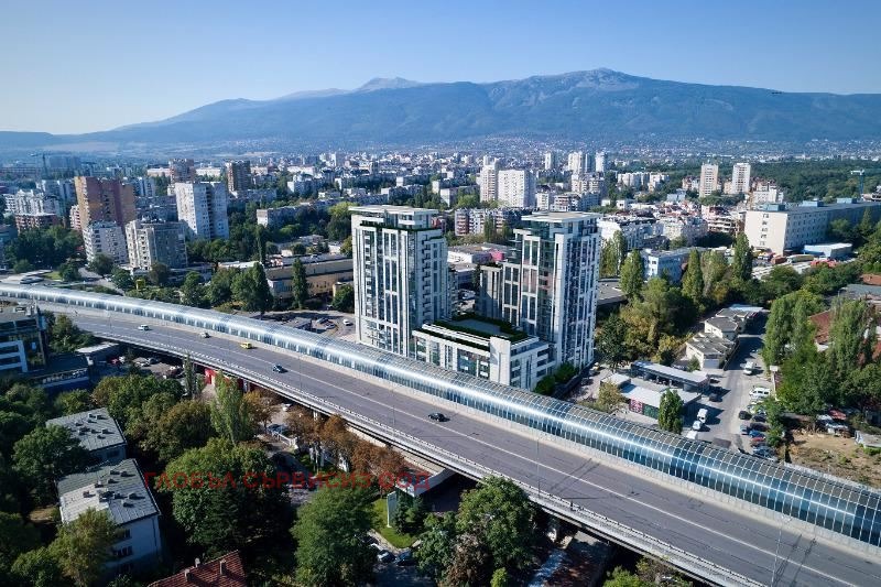 Продава 3-СТАЕН, гр. София, Изток, снимка 8 - Апартаменти - 52165621