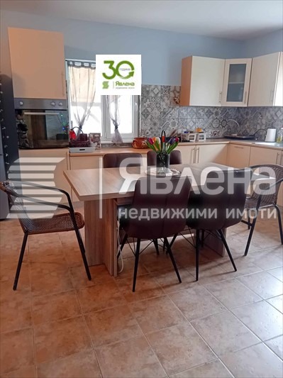 Продава КЪЩА, с. Аврен, област Варна, снимка 13 - Къщи - 48762096