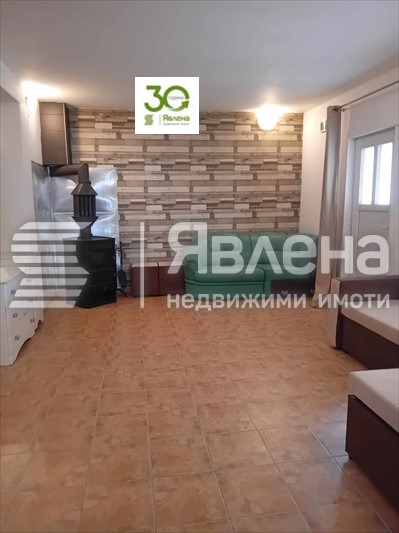 Продава КЪЩА, с. Аврен, област Варна, снимка 10 - Къщи - 48762096