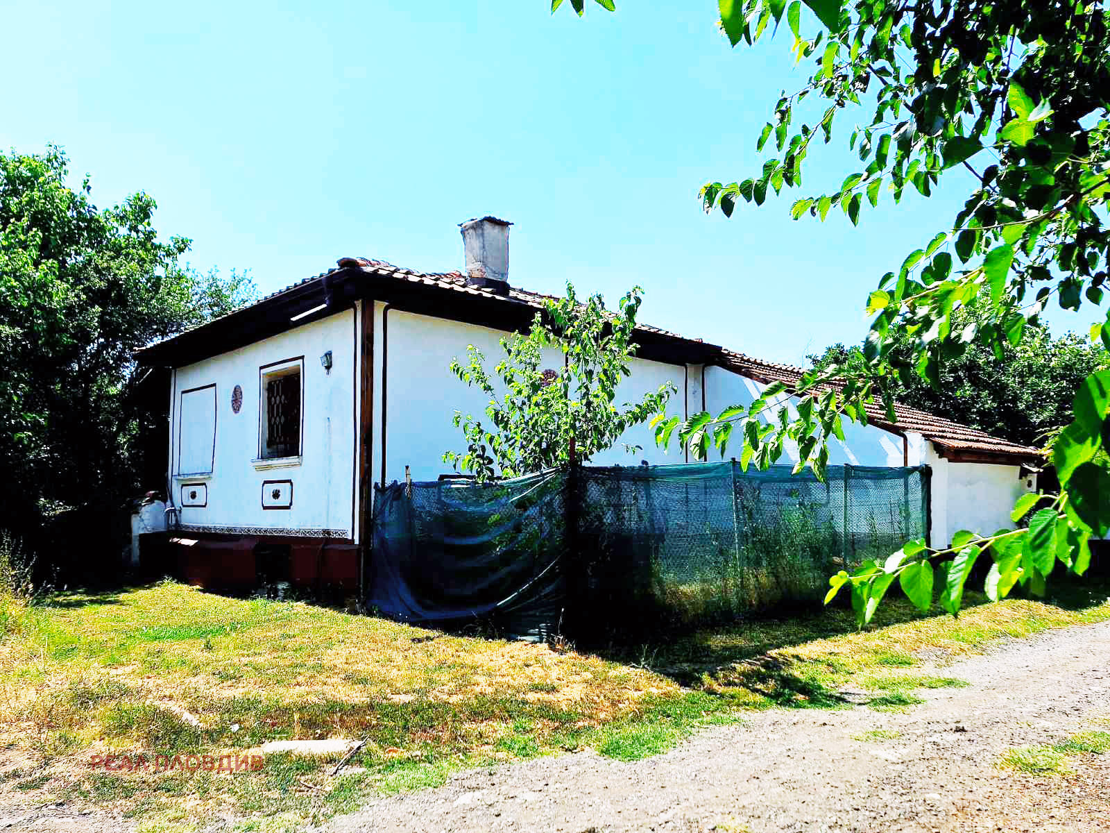 Продава КЪЩА, с. Горна махала, област Пловдив