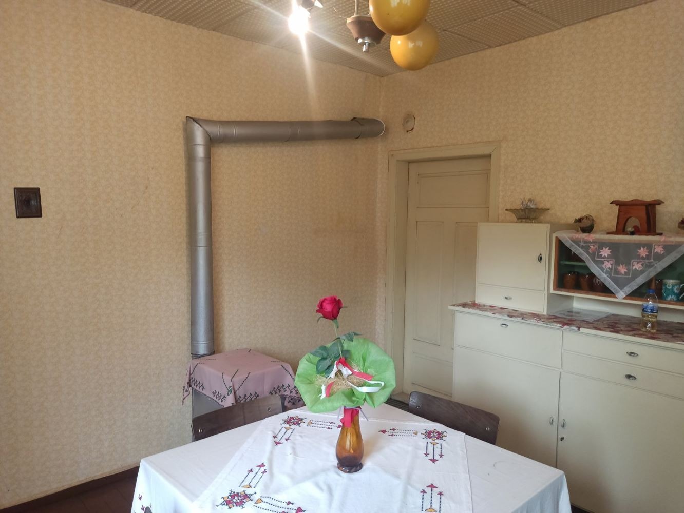 Продава КЪЩА, с. Есеница, област Варна, снимка 7 - Къщи - 54212234