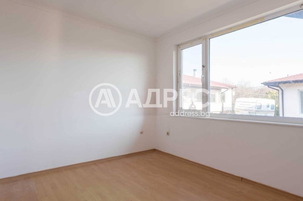 Продава КЪЩА, с. Юнец, област Варна, снимка 6 - Къщи - 55129817