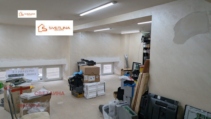 Продава ОФИС в град София, Център - 110 кв.м / 199 000 € » 389 210.17 лв., СВЕТЛИНА