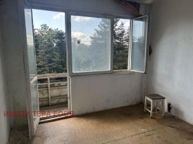 1 chambre Mladost 1, Varna