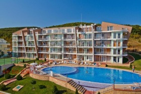 Продава  3-стаен, с. Кошарица