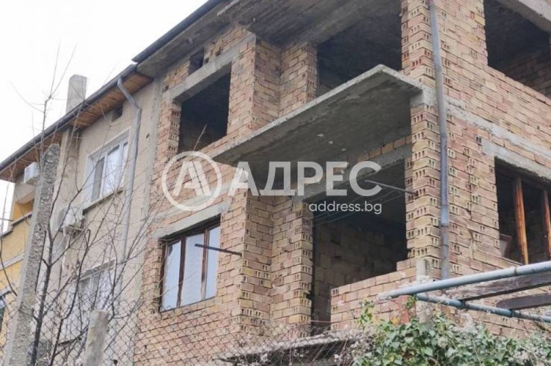 Продава КЪЩА, гр. Пещера, област Пазарджик