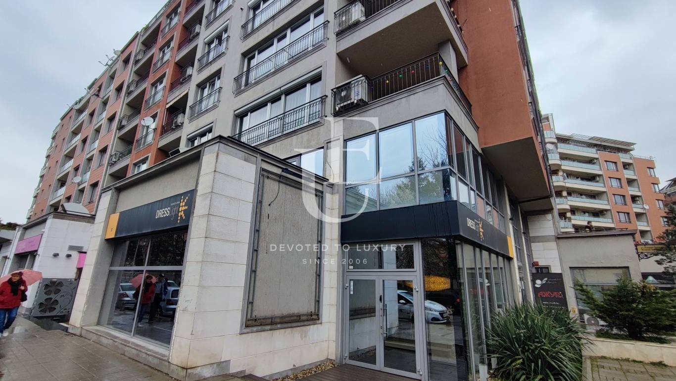 Продава МАГАЗИН, гр. София, Гоце Делчев, снимка 9 - Магазини - 54510789