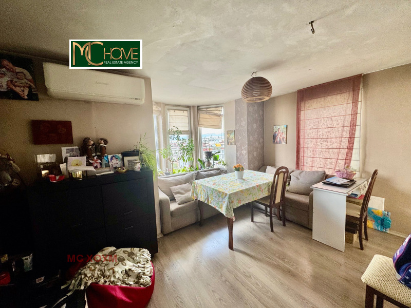 Na prodej  2 ložnice Sofia , Reduta , 95 m2 | 78489671 - obraz [2]