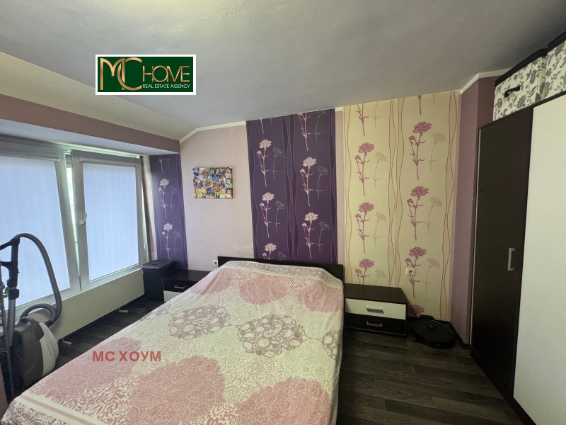 Na prodej  2 ložnice Sofia , Reduta , 95 m2 | 78489671 - obraz [5]