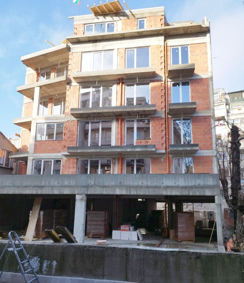 Продава  4-стаен град София , Медицинска академия , 132 кв.м | 56948714