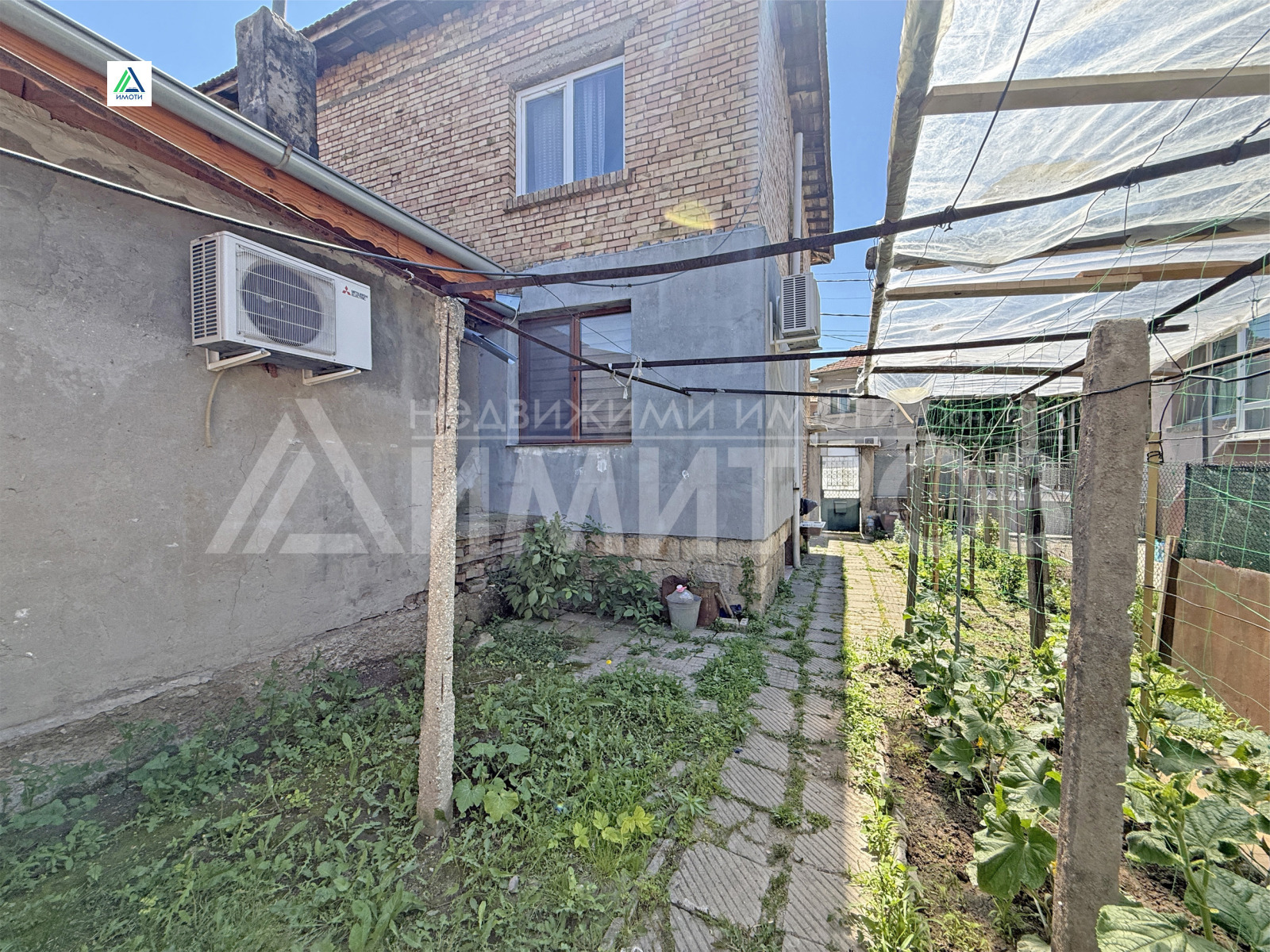 Продава ЕТАЖ ОТ КЪЩА, гр. Нови пазар, област Шумен, снимка 3 - Етаж от къща - 55064263