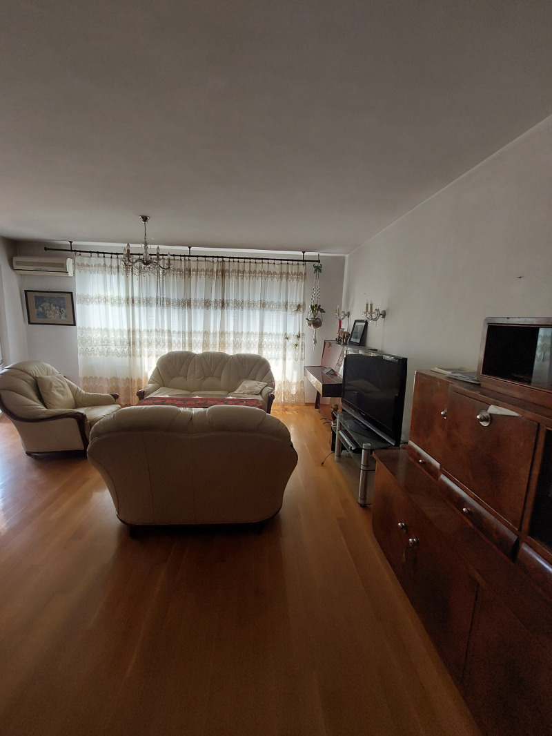 Продава  3-стаен град Стара Загора , Център , 128 кв.м | 36573045 - изображение [2]