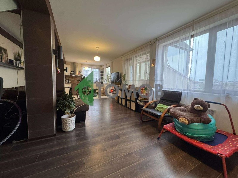 Na sprzedaż  2 sypialnie Szumen , Dobrudżanski , 126 mkw | 27456200 - obraz [2]