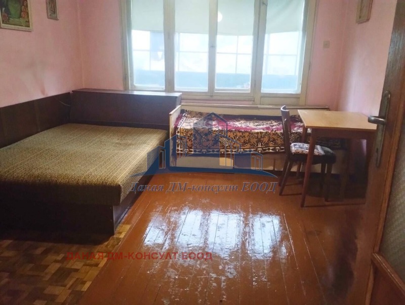 Продава 4-СТАЕН, град Шумен, Болницата • 269999 лв. / 138048.30 € • 62464967 1