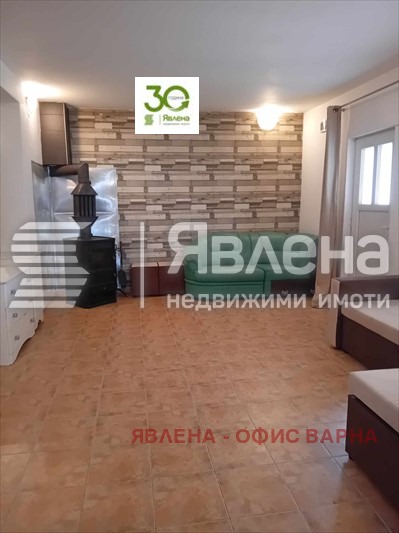 Продава КЪЩА, с. Аврен, област Варна, снимка 10 - Къщи - 49443782