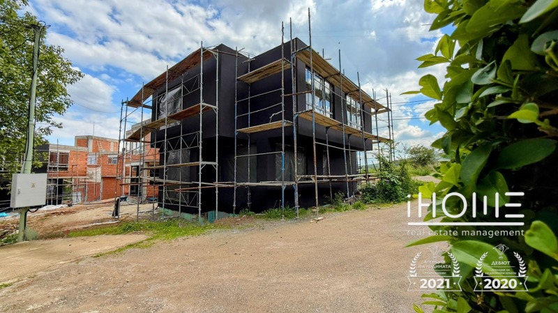 Zu verkaufen  Haus Sofia , w.z.Malinowa dolina - Gerena , 230 qm | 77542661