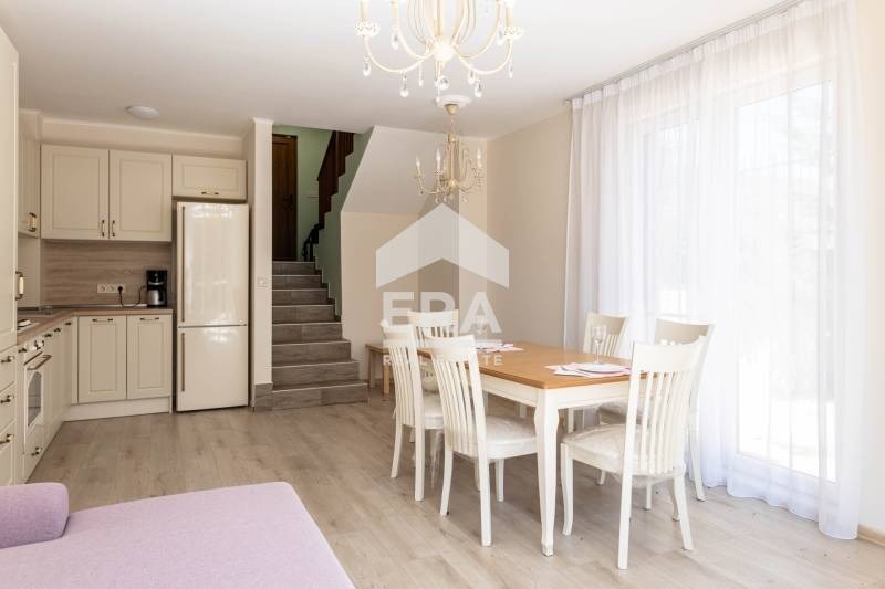 Продава КЪЩА, с. Рогачево, област Добрич, снимка 3 - Къщи - 54647486
