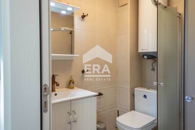 Продава КЪЩА, с. Рогачево, област Добрич, снимка 5 - Къщи - 54647486