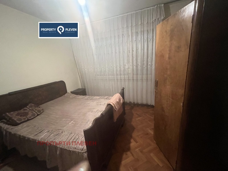 De vânzare  1 dormitor Pleven , Șiroc țentâr , 70 mp | 75613654 - imagine [5]