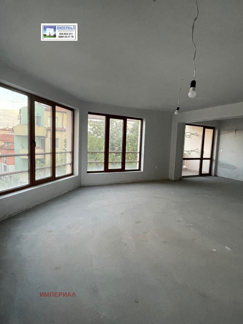 Na prodej  2 ložnice Plovdiv , Centar , 142 m2 | 32548440