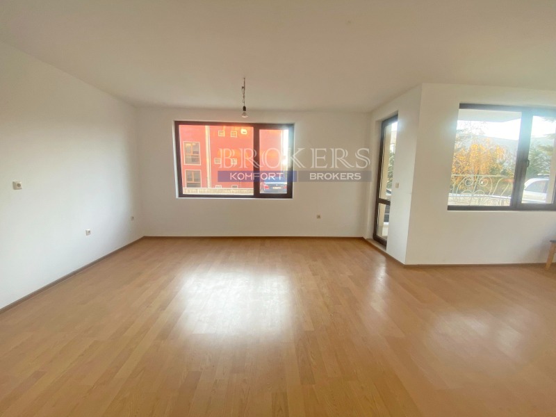 Продава  3-стаен, град Варна, Бриз •  144 900 EUR • ID 35802822 — holmes.bg - [1] 