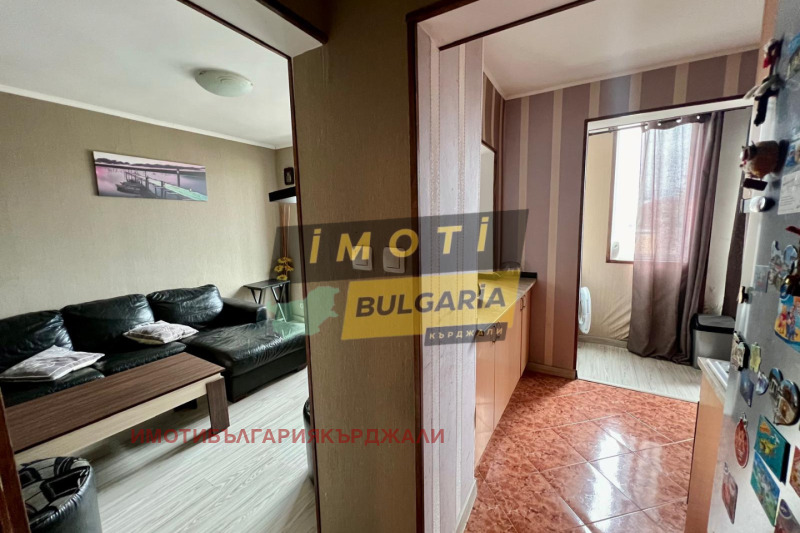 Продава  3-стаен град Кърджали , Студен кладенец , 89 кв.м | 74355965 - изображение [9]
