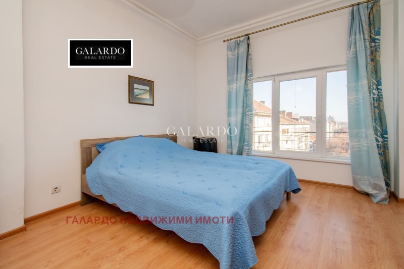 Продава 3-СТАЕН, гр. София, Център, снимка 6 - Апартаменти - 53197693