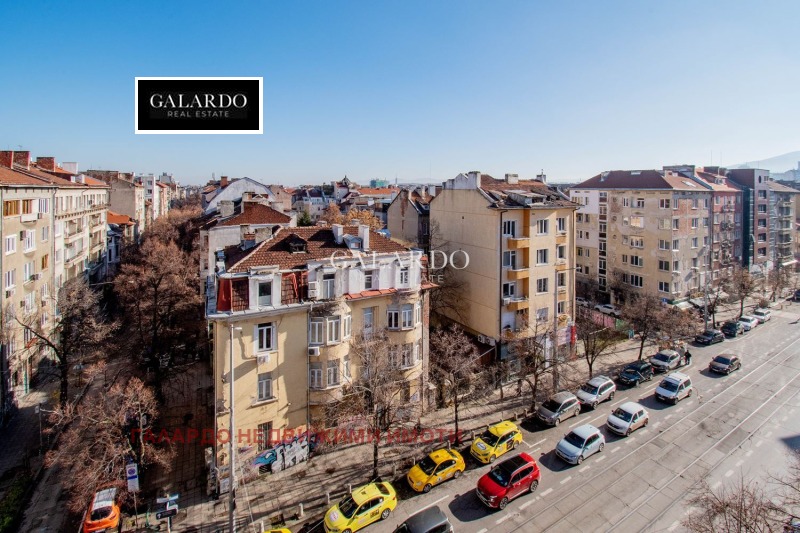 Продава 3-СТАЕН, гр. София, Център, снимка 14 - Апартаменти - 53197693