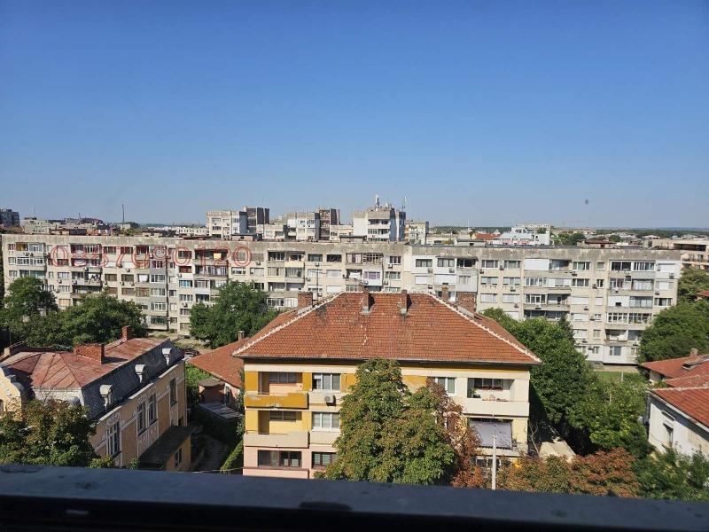 Продава АТЕЛИЕ, ТАВАН, гр. Русе, Хъшове, снимка 4 - Апартаменти - 52770042