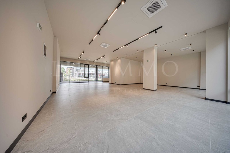En venta  Comercio Sofia , Malinova dolina , 259 metros cuadrados | 79013210