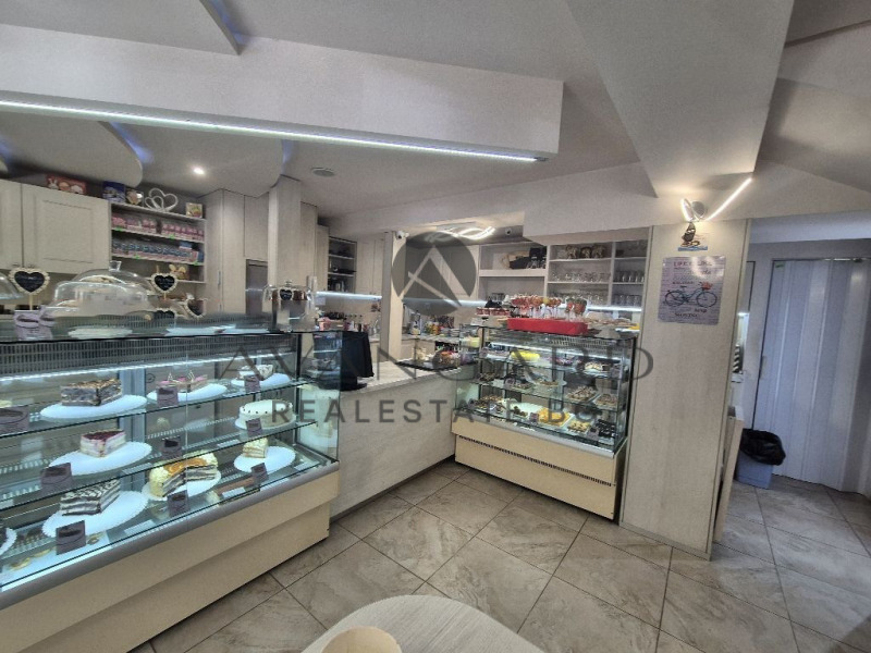 En venta  Bar; Cafetería Plovdiv , Trakiya , 190 metros cuadrados | 77881563 - imagen [5]