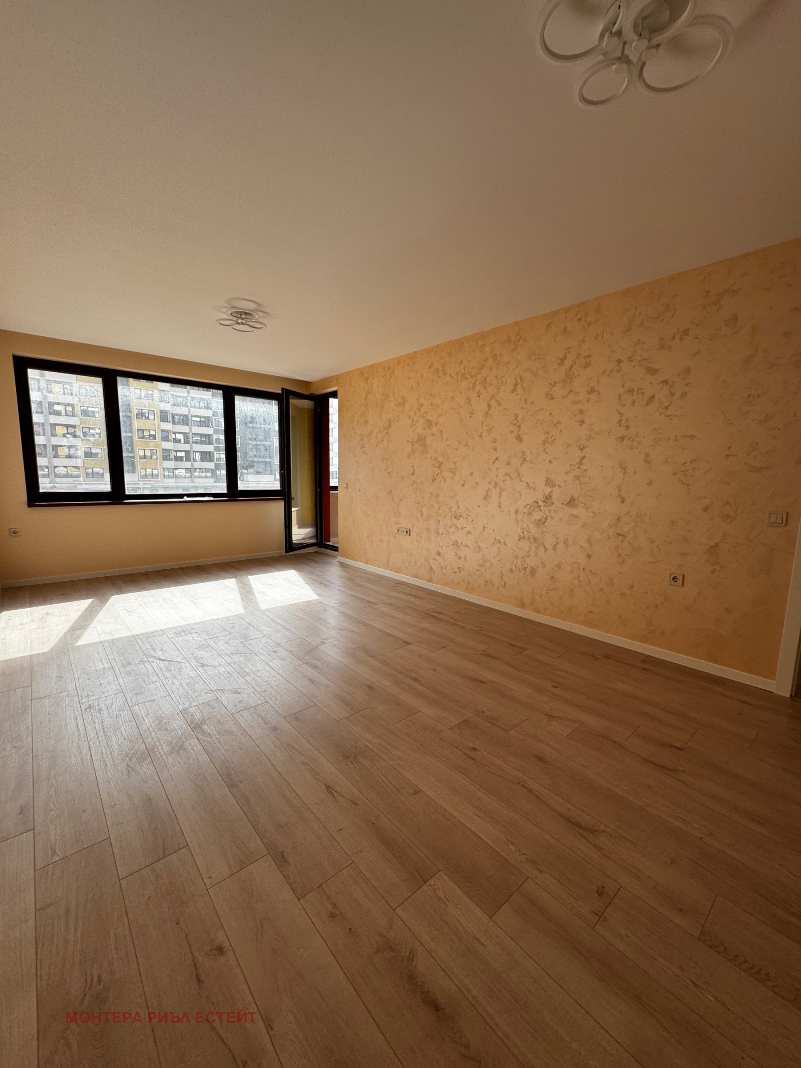 Продава 3-СТАЕН, гр. Варна, Победа, снимка 2 - Апартаменти - 53948461