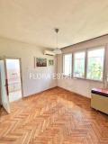 Продава 4-СТАЕН, град Добрич, Център • 120000 € • 67495785 — Holmes.bg