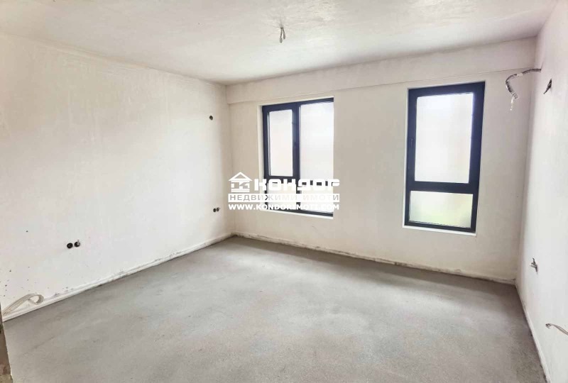 En venta  1 dormitorio Plovdiv , Trakiya , 82 metros cuadrados | 60763382 - imagen [2]