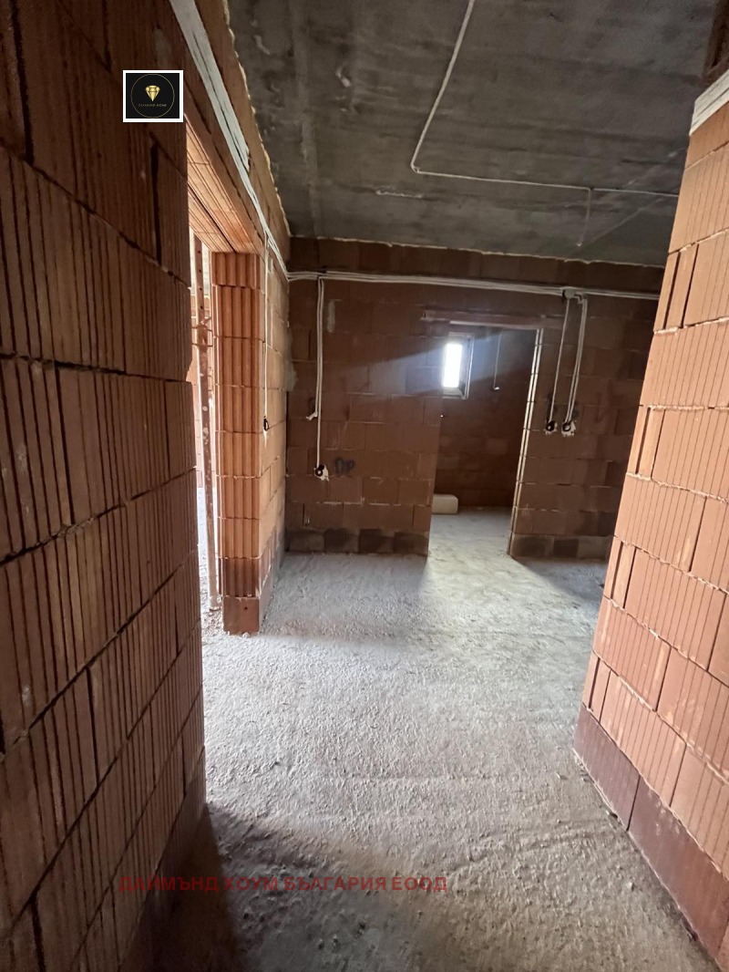 Продава 3-СТАЕН, гр. Пловдив, Остромила, снимка 14 - Апартаменти - 52088549