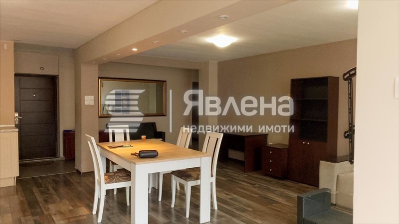 Продава 3-СТАЕН, гр. Бургас, Център, снимка 2 - Апартаменти - 54010947