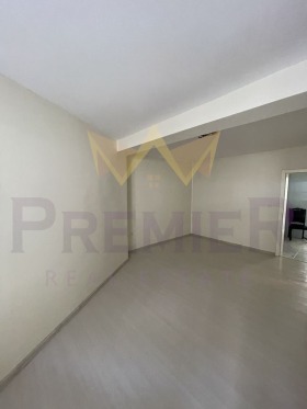 3+ bedroom Sportna zala, Varna 5