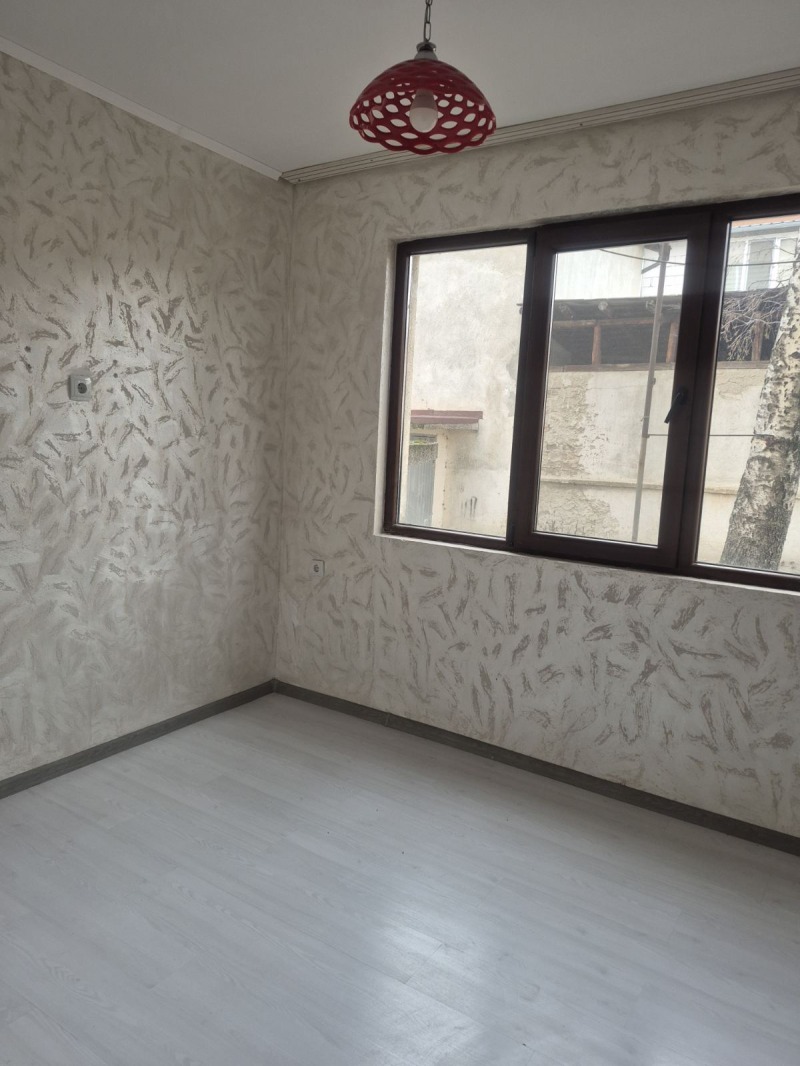 Продава 2-СТАЕН, гр. Карлово, област Пловдив, снимка 3 - Апартаменти - 53191173