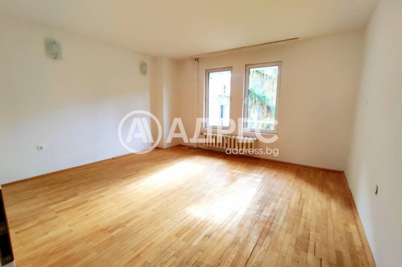 Продава МНОГОСТАЕН, гр. София, Гоце Делчев, снимка 2 - Апартаменти - 52286170