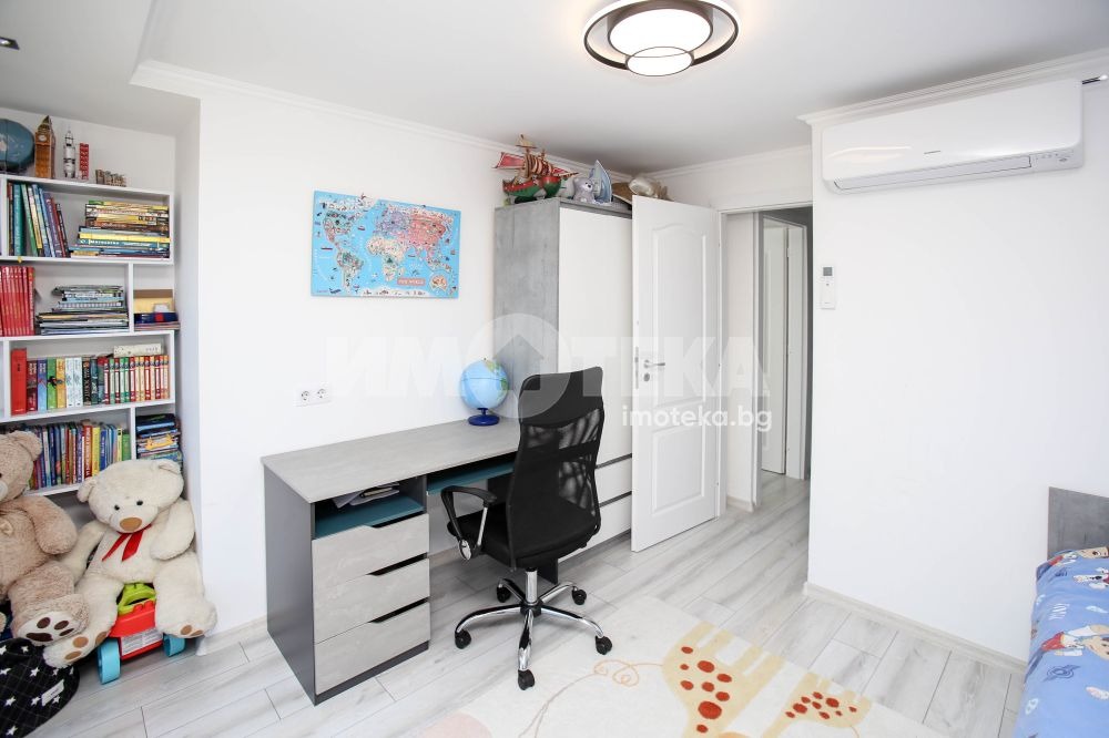 Продава МНОГОСТАЕН, гр. София, Център, снимка 16 - Апартаменти - 55527882