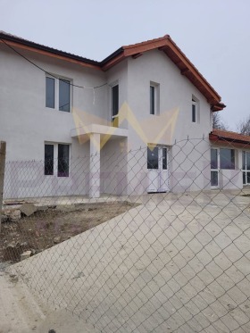 House Izgrev, region Varna 1