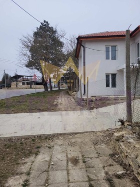 House Izgrev, region Varna 2