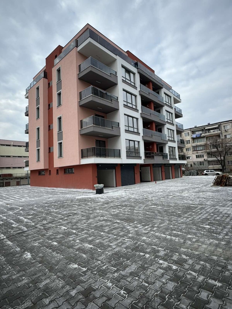 Продава  2-стаен град Пловдив , Кючук Париж , 66 кв.м | 86245474